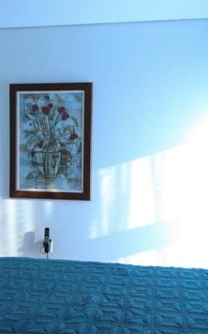 Casa à venda com 337m², 3 quartos e 6 vagas Casa à venda com 337m², 3 quartos e 6 vagasSuíte 1