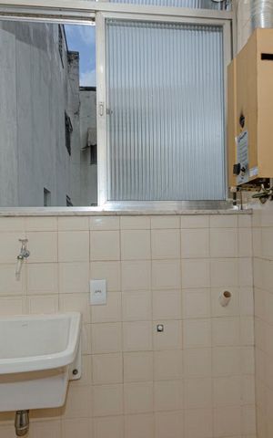 Apartamento à venda com 80m², 2 quartos e 1 vagaÁrea de Serviço