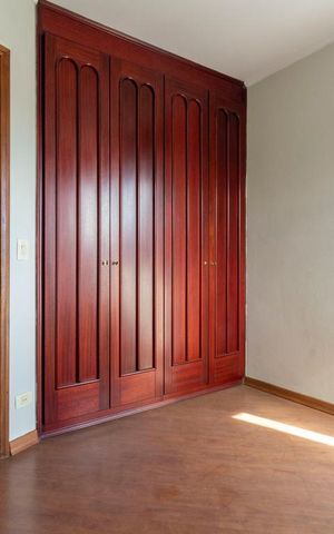 Apartamento à venda com 146m², 3 quartos e 2 vagas Apartamento à venda com 146m², 3 quartos e 2 vagasQuarto 2