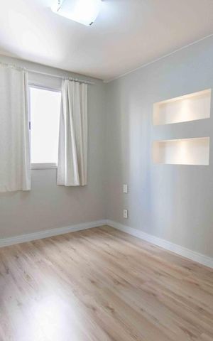Apartamento à venda com 142m², 4 quartos e 2 vagas Apartamento à venda com 142m², 4 quartos e 2 vagasQuarto 01