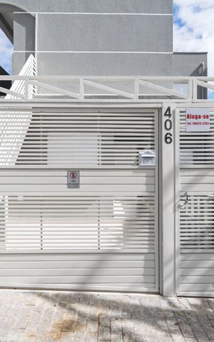 Casa para alugar com 120m², 2 quartos e 1 vagaFachada