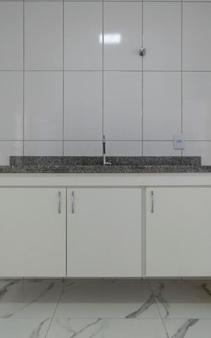 Casa para alugar com 120m², 2 quartos e 1 vagaCozinha (Armários)