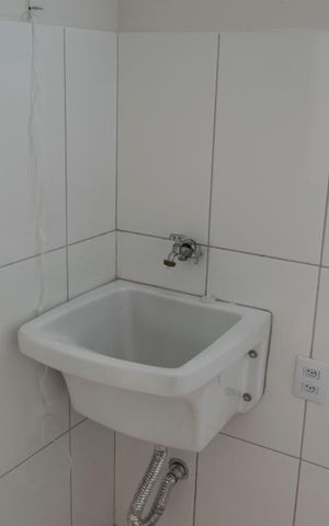 Casa para alugar com 120m², 2 quartos e 1 vagaÁrea de serviço (Tanque)