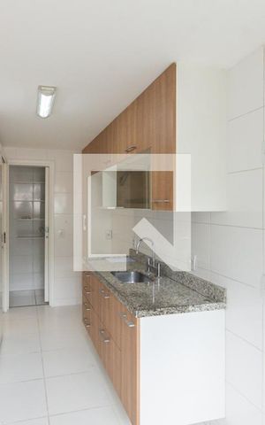 Apartamento à venda com 65m², 2 quartos e 2 vagasCozinha e Área de Serviço