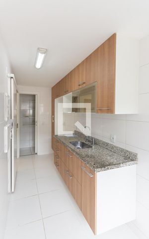 Apartamento à venda com 65m², 2 quartos e 2 vagasCozinha e Área de Serviço