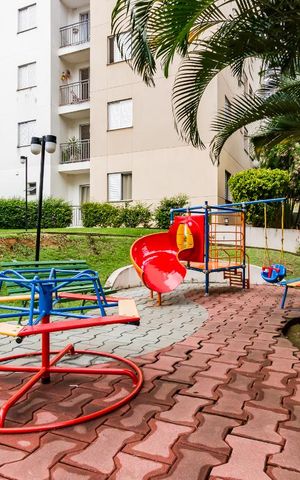 Apartamento à venda com 49m², 2 quartos e 1 vaga Apartamento à venda com 49m², 2 quartos e 1 vagaÁrea Comum - Playground