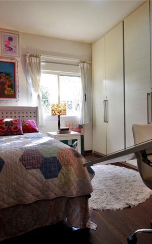 Casa à venda com 250m², 4 quartos e 1 vagaSuíte 2