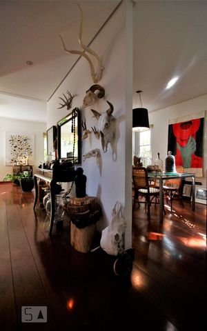 Casa à venda com 250m², 4 quartos e 1 vagaDetalhe da sala