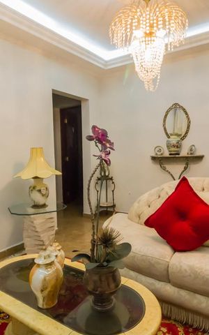 Casa à venda com 300m², 3 quartos e 3 vagasSala