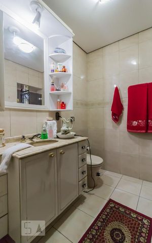 Casa à venda com 300m², 3 quartos e 3 vagasBanheiro