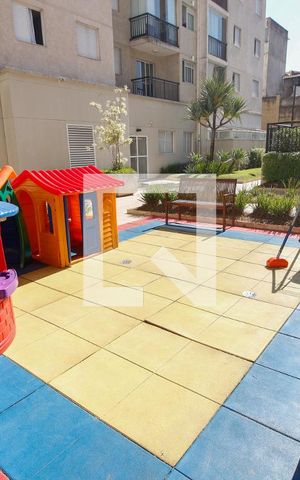 Apartamento para alugar com 65m², 3 quartos e 1 vagaÁrea comum - Playground