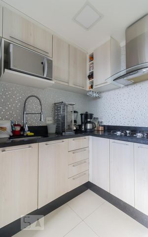 Apartamento à venda com 64m², 2 quartos e 1 vaga Apartamento à venda com 64m², 2 quartos e 1 vagaCozinha