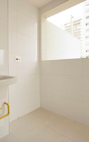 Apartamento à venda com 98m², 3 quartos e 2 vagas Apartamento à venda com 98m², 3 quartos e 2 vagasÁrea de serviço