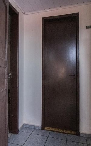 Casa à venda com 160m², 4 quartos e 2 vagas Casa à venda com 160m², 4 quartos e 2 vagasEntrada - casa dos fundos