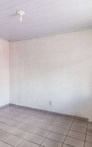 Casa à venda com 160m², 4 quartos e 2 vagas Casa à venda com 160m², 4 quartos e 2 vagasCozinha - casa dos fundos