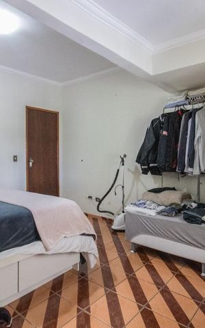 Casa à venda com 160m², 4 quartos e 2 vagas Casa à venda com 160m², 4 quartos e 2 vagasQuarto 2