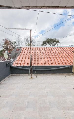 Casa à venda com 160m², 4 quartos e 2 vagas Casa à venda com 160m², 4 quartos e 2 vagasVista Cozinha - casa dos fundos