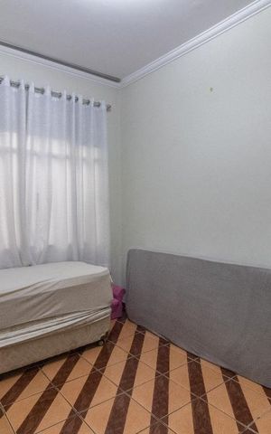 Casa à venda com 160m², 4 quartos e 2 vagas Casa à venda com 160m², 4 quartos e 2 vagasQuarto 1