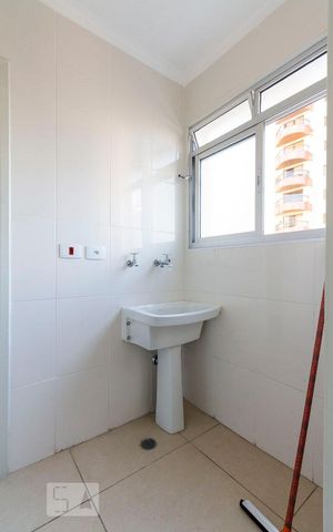 Apartamento para alugar com 65m², 2 quartos e 1 vagaÁrea de Serviço