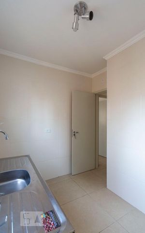 Apartamento para alugar com 65m², 2 quartos e 1 vagaCozinha
