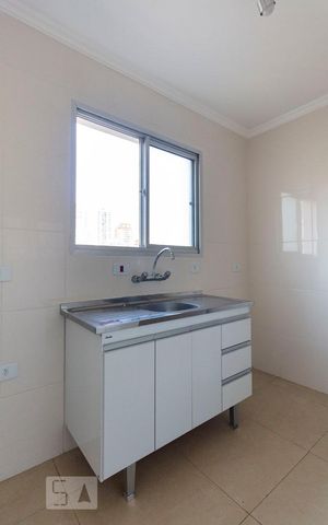 Apartamento para alugar com 65m², 2 quartos e 1 vagaCozinha