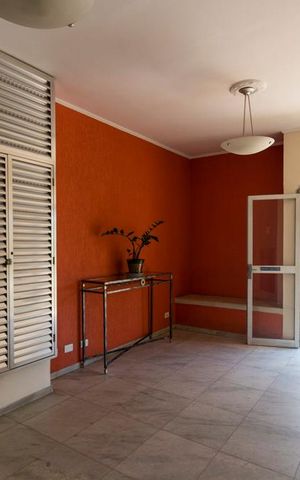 Apartamento para alugar com 65m², 2 quartos e 1 vagaHall social