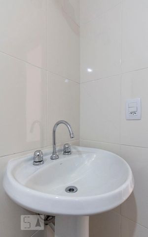 Apartamento para alugar com 65m², 2 quartos e 1 vagaBanheiro Social