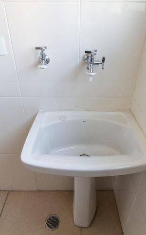 Apartamento para alugar com 65m², 2 quartos e 1 vagaÁrea de Serviço
