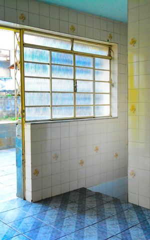 Casa à venda com 350m², 5 quartos e 3 vagas Casa à venda com 350m², 5 quartos e 3 vagasÁrea de Serviço