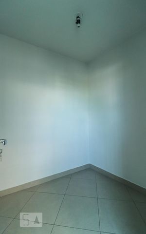 Apartamento à venda com 72m², 2 quartos e 1 vaga Apartamento à venda com 72m², 2 quartos e 1 vagaQuarto de Serviço