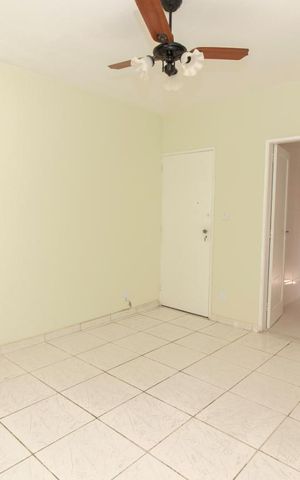 Apartamento à venda com 60m², 2 quartos e 1 vaga Apartamento à venda com 60m², 2 quartos e 1 vagaSala