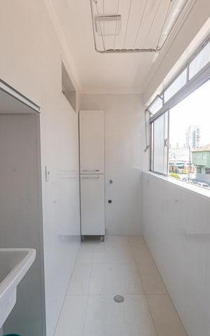 Apartamento à venda com 76m², 2 quartos e sem vaga Apartamento à venda com 76m², 2 quartos e sem vagaÁrea de Serviço