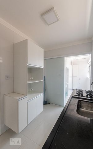 Apartamento à venda com 76m², 2 quartos e sem vaga Apartamento à venda com 76m², 2 quartos e sem vagaCozinha