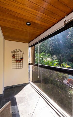 Apartamento para alugar com 90m², 3 quartos e 2 vagasvaranda