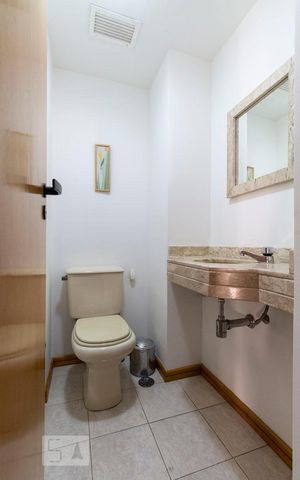 Apartamento para alugar com 90m², 3 quartos e 2 vagasLavabo