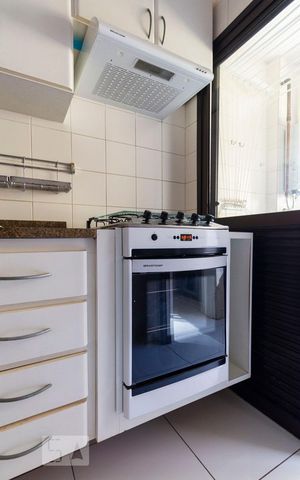 Apartamento para alugar com 90m², 3 quartos e 2 vagasCozinha