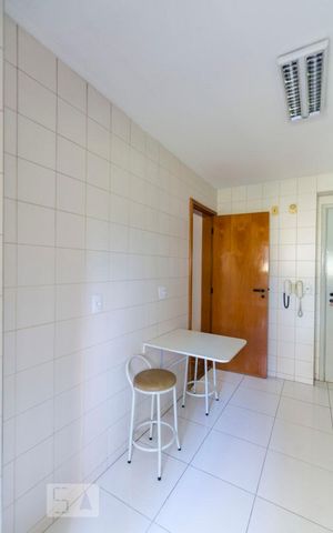 Apartamento para alugar com 90m², 3 quartos e 2 vagasCozinha