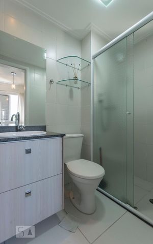 Apartamento à venda com 69m², 2 quartos e 1 vagaQuarto 2 - Suíte/ Banheiro