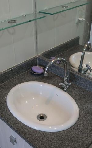 Apartamento à venda com 69m², 2 quartos e 1 vagaQuarto 2 - Suíte/ Banheiro (Pia)