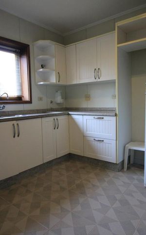 Casa à venda com 570m², 4 quartos e 3 vagasCozinha