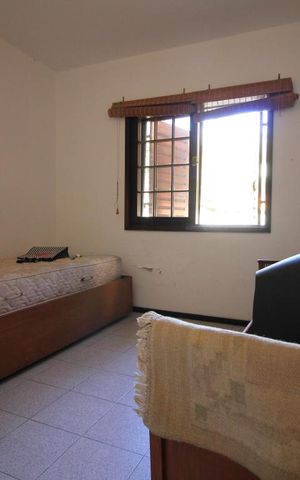 Casa à venda com 570m², 4 quartos e 3 vagasQuarto de serviço 1