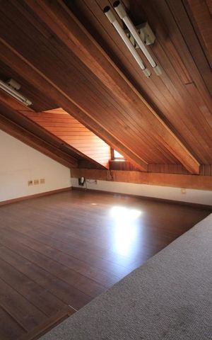 Casa à venda com 570m², 4 quartos e 3 vagasSala superior