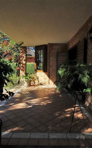Casa à venda com 570m², 4 quartos e 3 vagasVaranda