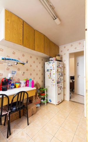 Apartamento à venda com 68m², 2 quartos e 1 vagaCozinha