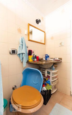 Apartamento à venda com 68m², 2 quartos e 1 vagaBanheiro Social