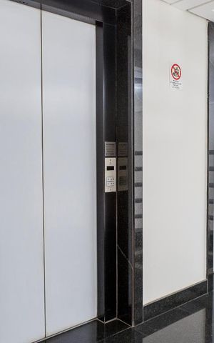 Apartamento à venda com 43m², 1 quarto e 1 vaga Apartamento à venda com 43m², 1 quarto e 1 vagaElevadores