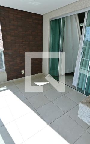 Apartamento para alugar com 100m², 3 quartos e 2 vagas Apartamento para alugar com 100m², 3 quartos e 2 vagasVaranda - Sala