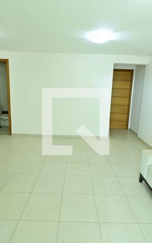 Apartamento para alugar com 100m², 3 quartos e 2 vagas Apartamento para alugar com 100m², 3 quartos e 2 vagasSala