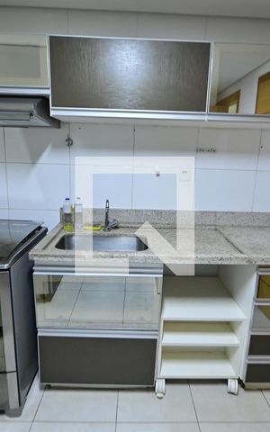 Apartamento para alugar com 100m², 3 quartos e 2 vagas Apartamento para alugar com 100m², 3 quartos e 2 vagasCozinha