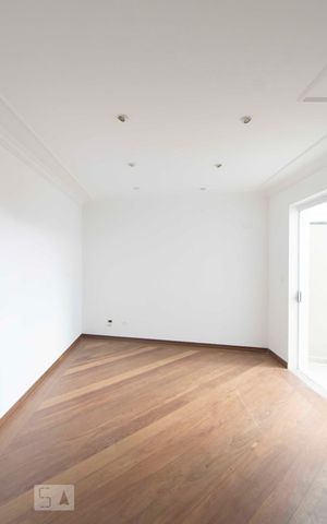 Casa à venda com 342m², 5 quartos e 5 vagasSala 3